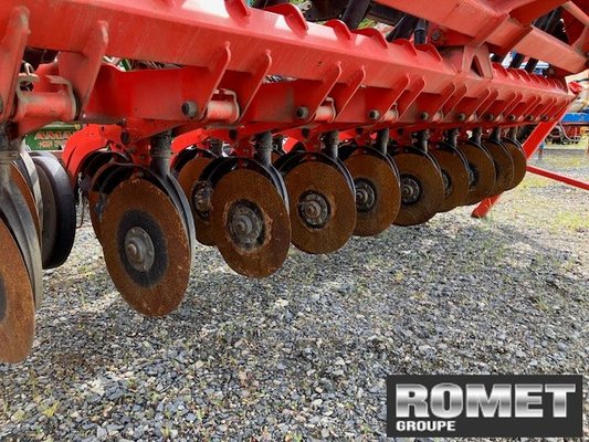 Combiné de semis Kuhn SITERA3000