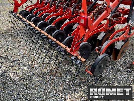 Combiné de semis Kuhn SITERA3000