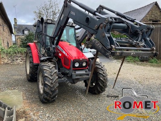 Tracteur agricole Massey Ferguson 5435