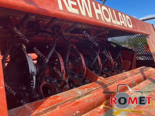 Presse à balles carrées New Holland 4900