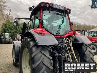 Tracteur agricole Valtra N135 - 3