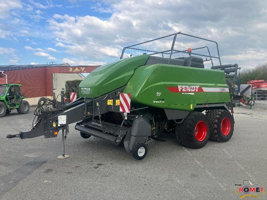 Presse à balles carrées Fendt 1290S