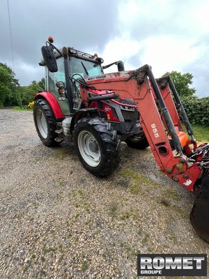 Tracteur agricole Massey Ferguson 5S-115 D4 DX