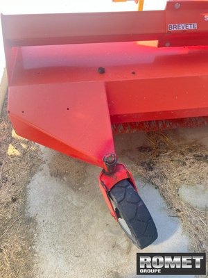 Balayeuse Rabaud 72053C