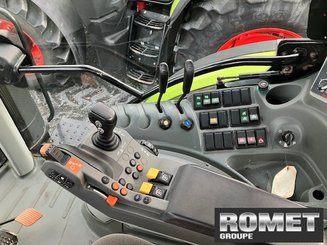 Tracteur agricole Claas ARION610 - 4
