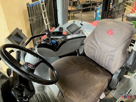 Tracteur agricole Massey Ferguson 7485 DYNAVT