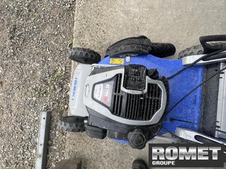 Tondeuse poussée et tractée Iseki SWE4200CIS4 - 3