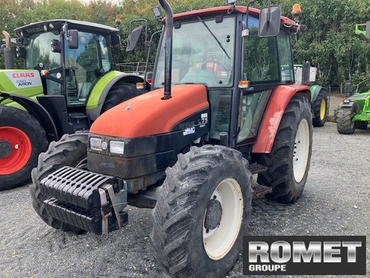Tracteur agricole New Holland L75