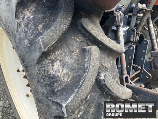 Tracteur agricole New Holland L75