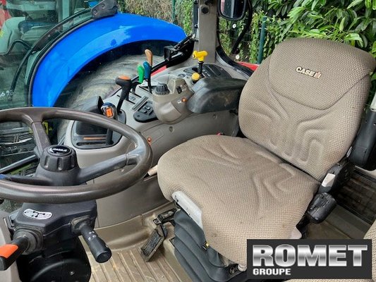 Tracteur agricole Case IH MAXXUM 115