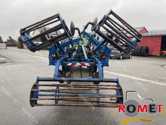 Déchaumeur non-renseigné 380