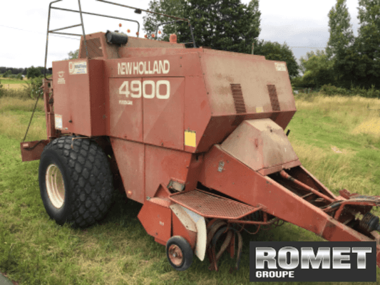 Presse à balles carrées Hesston 4900