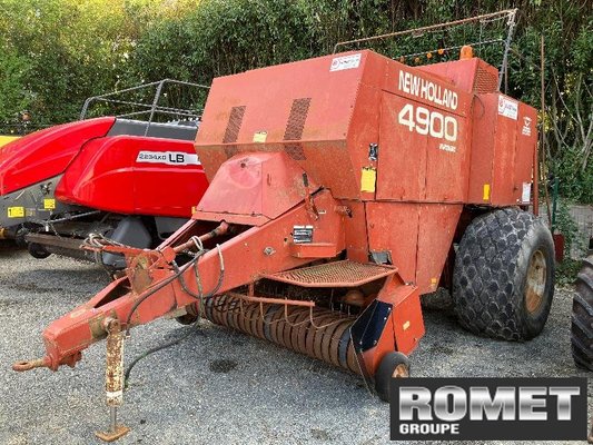 Presse à balles carrées Hesston 4900