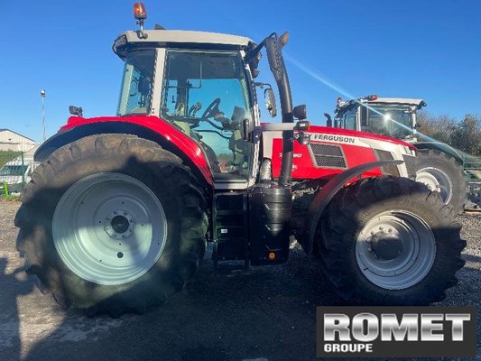 Tracteur agricole Massey Ferguson 7S-180 D6 EF