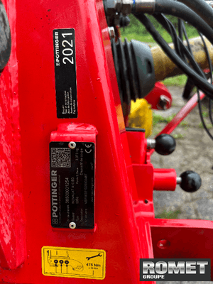 Faucheuse conditionneuse Pöttinger NOVACAT A10ED