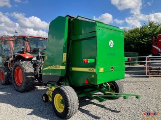 Presse à balles rondes John Deere 592HIFLOW - 1