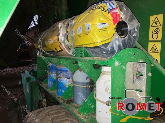 Presse à balles rondes John Deere JD960