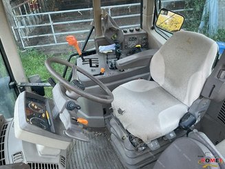 Tracteur agricole John Deere 6115M - 7
