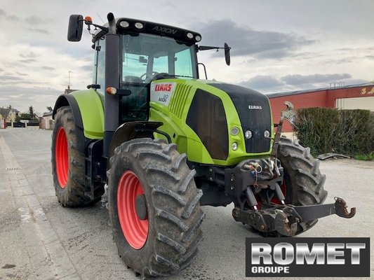 Tracteur agricole Claas AXION 810