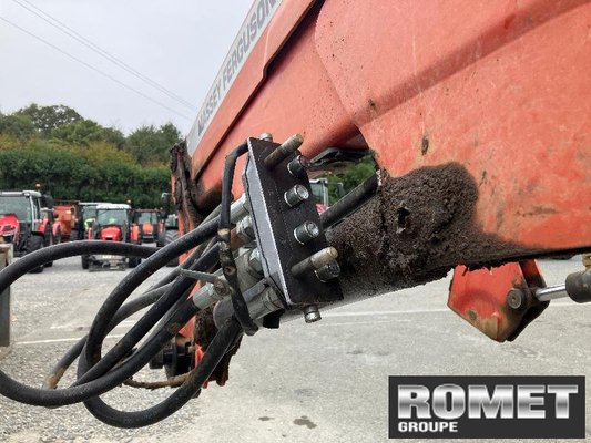Chargeur frontal Alö MF955