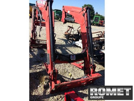 Chargeur frontal Alö MF955