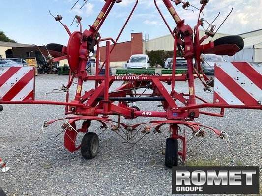 Faneur Lely LOTUS770