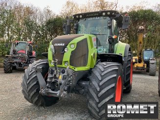 Tracteur agricole Claas AXION 800 - 1