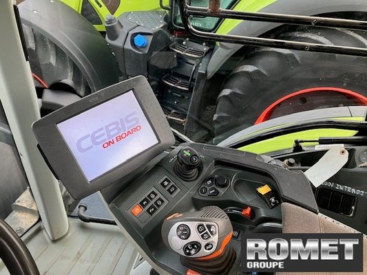 Tracteur agricole Claas ARION 650