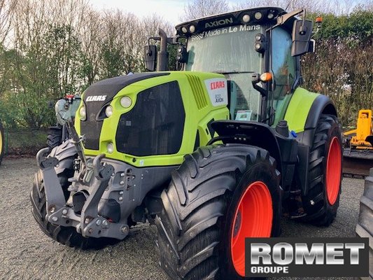 Tracteur agricole - AXION 800