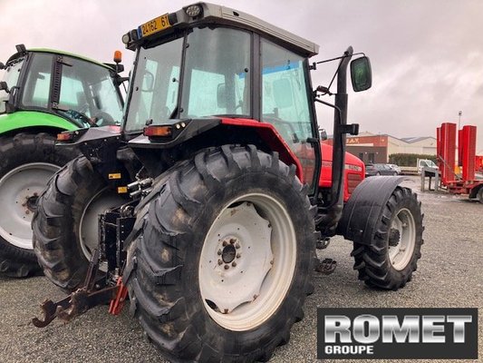 Tracteur agricole Massey Ferguson 6260