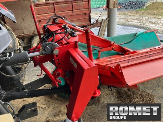 Faucheuse conditionneuse Taarup 3132