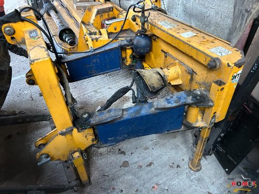 Broyeur à axe horizontal Bomford CONDOR 1600