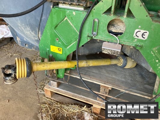 Distributeur d'engrais Amazone ZAM-PROFIS2500