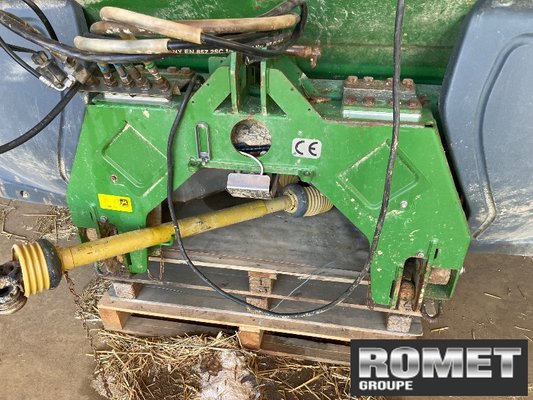 Distributeur d'engrais Amazone ZAM-PROFIS2500