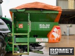 Distributeur d'engrais Amazone ZAM-PROFIS2500