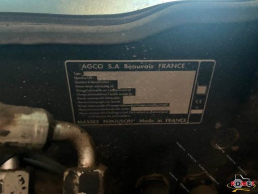 Tracteur agricole Massey Ferguson 7485