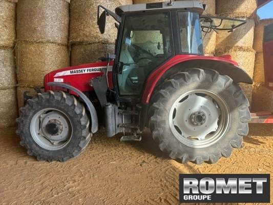 Tracteur agricole Massey Ferguson 6470
