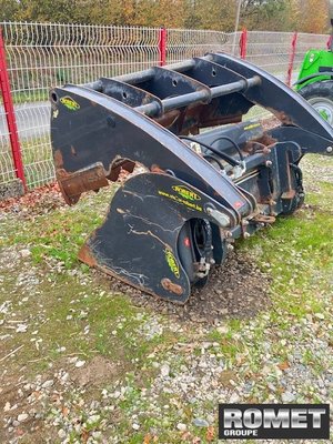 Godet désileur Robert GMC190