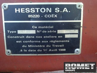 Presse à balles carrées Hesston 4700 - 2