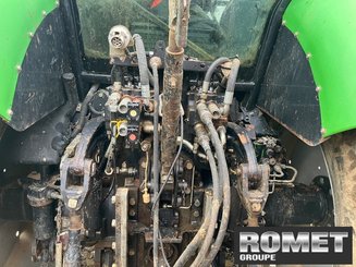 Tracteur agricole Deutz-Fahr AGROTRON 200 - 12