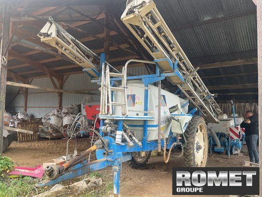 Pulvérisateur traîné - ATLANTIQUE 2300