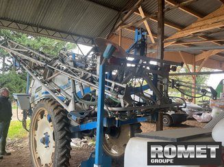 Pulvérisateur traîné Blanchard ATLANTIQUE 2300 - 2