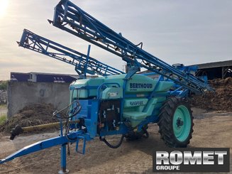 Pulvérisateur traîné Berthoud RACER DP TRONIC - 3