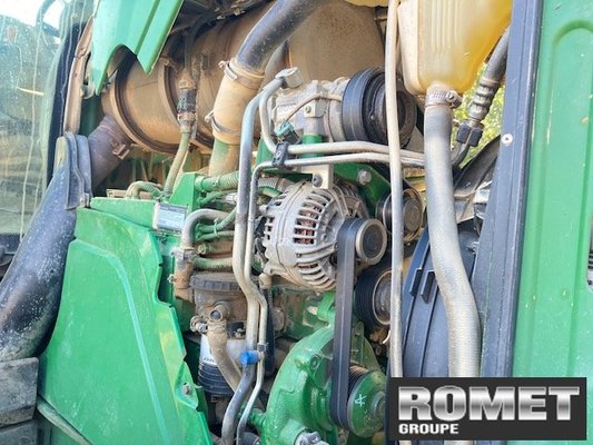 Tracteur agricole John Deere 6210R