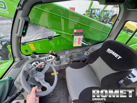 Chariot élévateur télescopique Merlo TF33-7-115