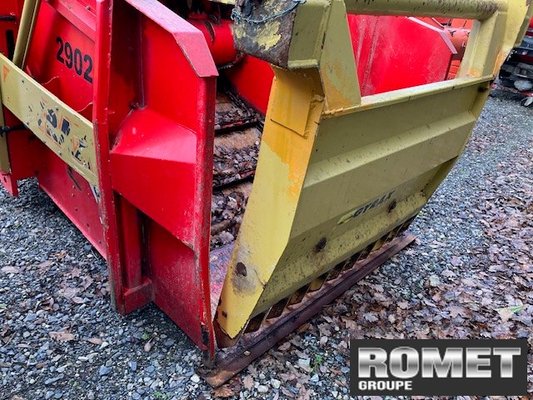 Désileuse pailleuse Gyrax 2902