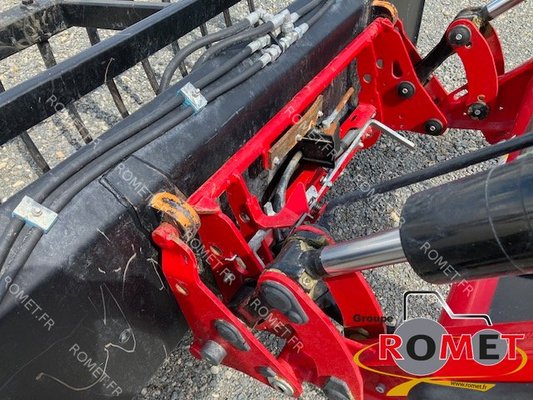 Chargeur frontal Alö FL4628