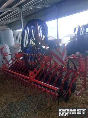 Semoir en ligne conventionnel Maschio CORREX 400