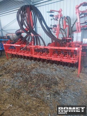 Semoir en ligne conventionnel Maschio CORREX 400