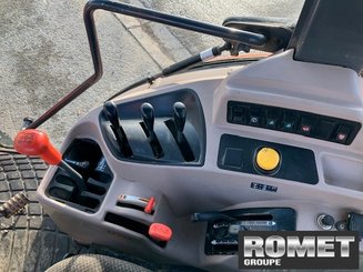 Tracteur agricole Kubota M7060 - 5